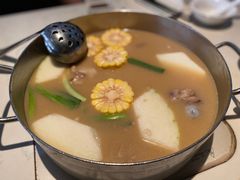 -肥仔文澳门猪骨煲(南京西路店)
