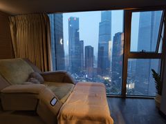 -得闲·高空SPA(东盟店)