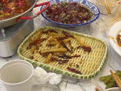 -江城燕子大排档(江汉路步行街店)