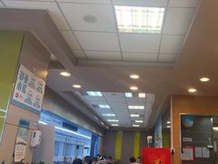 -灵芝妹子海鲜米线(香炉礁山姆店)