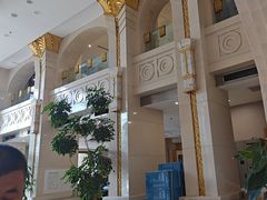 -碧中海汤泉汗蒸酒店