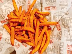 -The Habit Burger Grill 哈比特汉堡(复兴soho店)