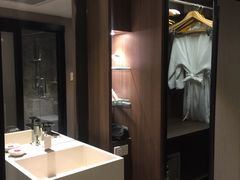 -曼谷湄南河畔华美达广场酒店