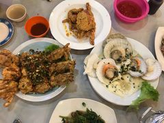 -大树下海鲜饭店