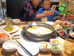 -一朵菌·野生菌探索家火锅(南亚店)