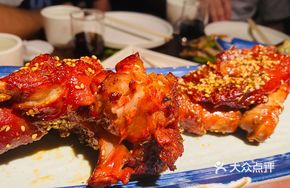 Spicy Roasted Pig Trotters