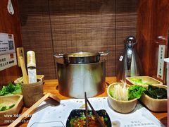 -独食火锅·半米屋台(直营总店)