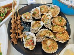 -覃记海鲜美食餐厅