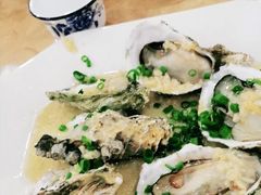 蒜蓉蒸生蚝-双月饭店·20年老字号(新村店)