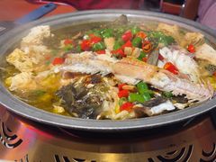 -令狐冲·炭烤活鱼(宝龙店)