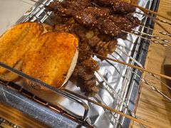 -烤满分·东北烧烤(首经贸店)