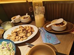 -耶里夏丽·新疆菜·28年喀什老馆(田林东路店)