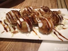 -玛格萝妮(汇智国际商业中心店)