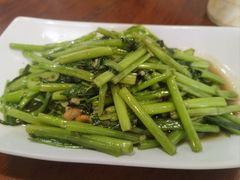 -Dang restaurant (patong phuket)