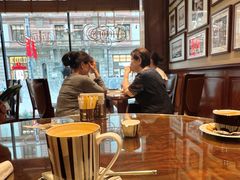 -上海和平饭店维克多咖啡厅 Victor's