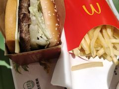 -麦当劳(中山公园龙之梦店)