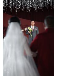 -MECCI婚礼摄影跟拍(红东方广场店)