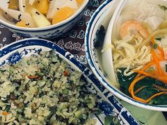 -长人馄饨铺(解放街店)