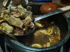 -蘑界·野生菌火锅(深业上城店)