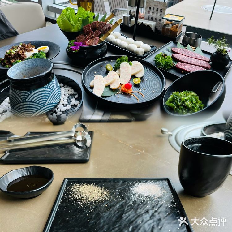 在太原！！！花小钱装大杯的日式烤肉！！！