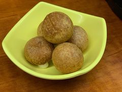 -BHC炸鸡(明洞总店)