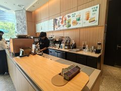 -星巴克(上海长宁来福士1F店)
