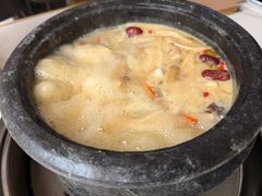 -南渝食府.墨脱石锅松茸鸡