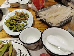 -山河屯铁锅炖鲜鹅·东北菜(开发区一店)
