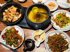 -云海肴·汽锅鸡·云南菜(美罗城店)