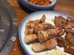 -明洞阿姨·韩式酱蟹烤肉·创意料理(三元桥店)