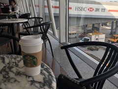 -星巴克(香港国际机场44号闸店)
