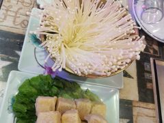 -沪上名羊天下碳烤羊腿•东北烧烤•小龙虾(浦东直营总店)