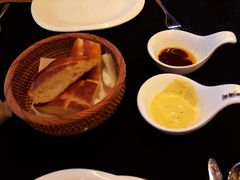 -Efes Turkish & Mediterranean Cuisine 艾菲斯餐厅(陆家嘴店)