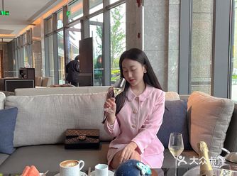 杭州网红酒店翘班也要去吃的星空下午\n茶