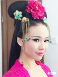 -盘子女人坊生日照·摄影馆(华强店)