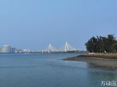 -万绿园