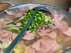 翘脚牛肉小锅-肖四女乐山跷脚牛肉(世博源店)