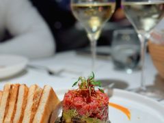 牛肉塔塔配牛油果黑橄榄酱-Solo(衡山路店)