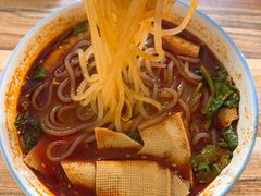 -老字号杨坡红油米线腊汁肉夹馍(东四道巷店)