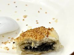黑芝麻烧饼-聚香斋(东关街店)