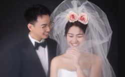 -雪中彩影婚纱摄影·微光艺术中心