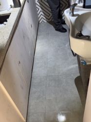 -PE SALON