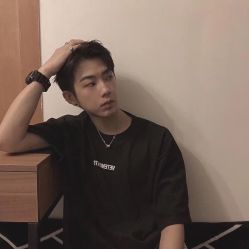 点击看大图 -首脑专业养发美发沙龙