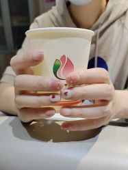 -桃色美甲沙龙