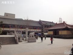 -挂甲禅寺