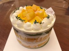 -山与蓝蛋糕(勒泰店)