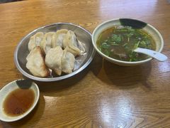 -黄阿姨锅贴大王(万航渡路店)