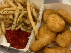 -麦当劳(水坑尾街店)