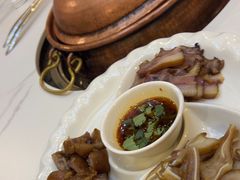 -菌海森林·非遗野生菌火锅(西山区滇池路摩根道店)