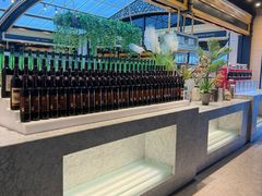 -川骄海鲜自助(王府井奥莱UP TOWN店原世界之花店)